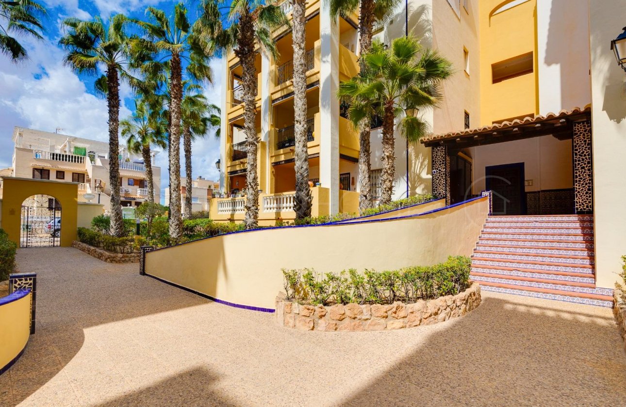 Resale - Apartment / flat - Torrevieja - Playa de los Locos