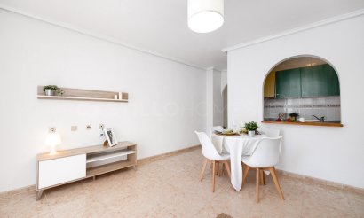 Reventa - Apartamento / piso - Torrevieja - Centro