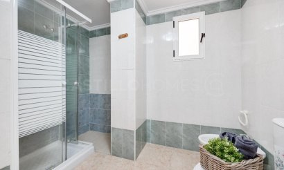 Reventa - Apartamento / piso - Torrevieja - Centro