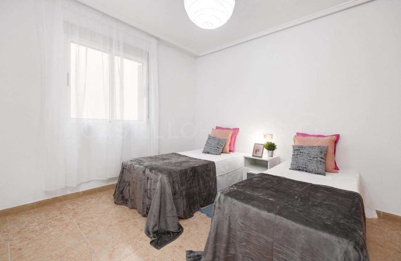 Reventa - Apartamento / piso - Torrevieja - Centro