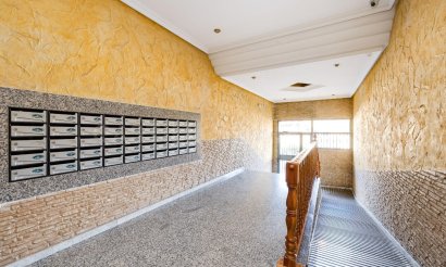Reventa - Apartamento / piso - Torrevieja - Centro