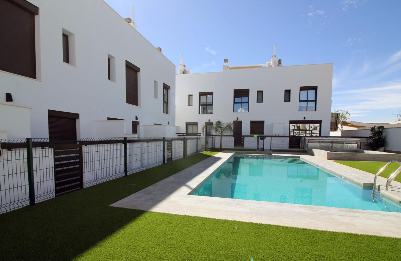 New Build - Townhouse - Pilar de la Horadada - parque Andromeda