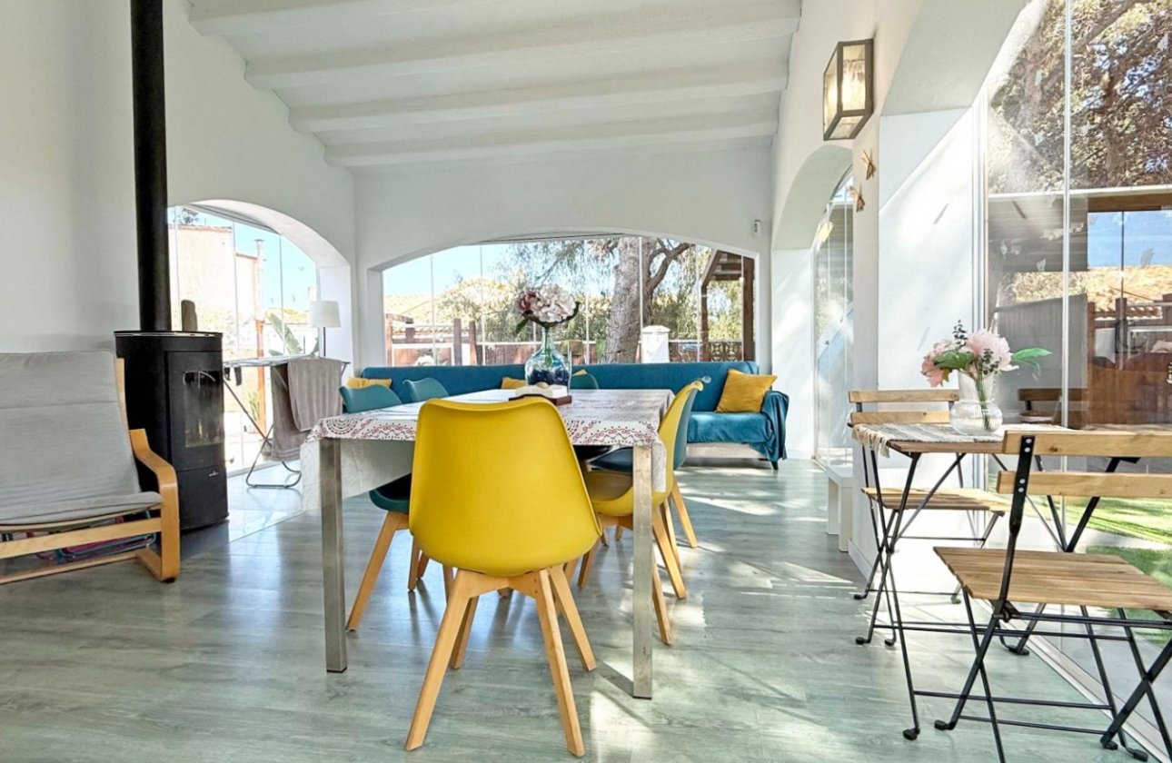 Resale - Villa - Orihuela Costa - Punta Prima