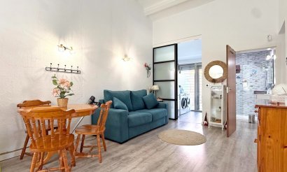 Resale - Villa - Orihuela Costa - Punta Prima