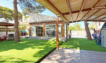 Resale - Villa - Orihuela Costa - Punta Prima