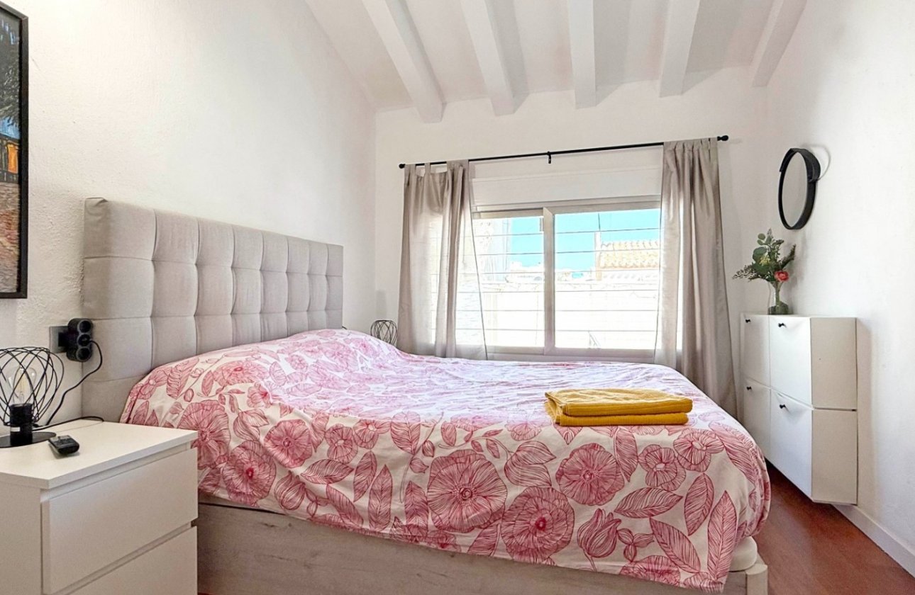 Resale - Villa - Orihuela Costa - Punta Prima