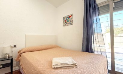 Resale - Villa - Orihuela Costa - Punta Prima
