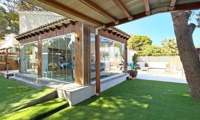 Resale - Villa - Orihuela Costa - Punta Prima