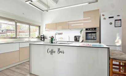 Resale - Villa - Orihuela Costa - Punta Prima