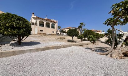 Resale - Villa - San Miguel de Salinas