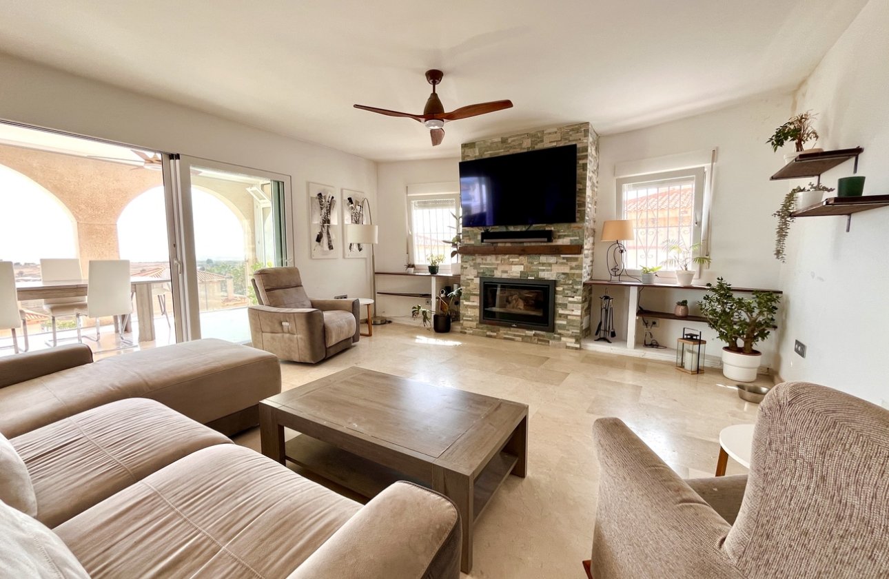 Resale - Villa - San Miguel de Salinas