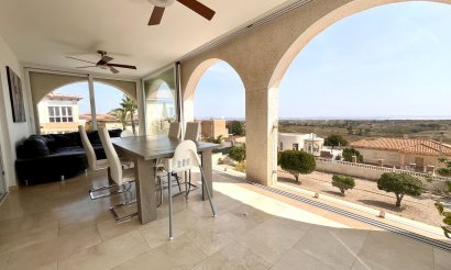 Resale - Villa - San Miguel de Salinas
