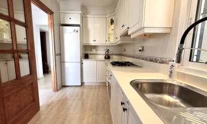 Resale - Villa - San Miguel de Salinas