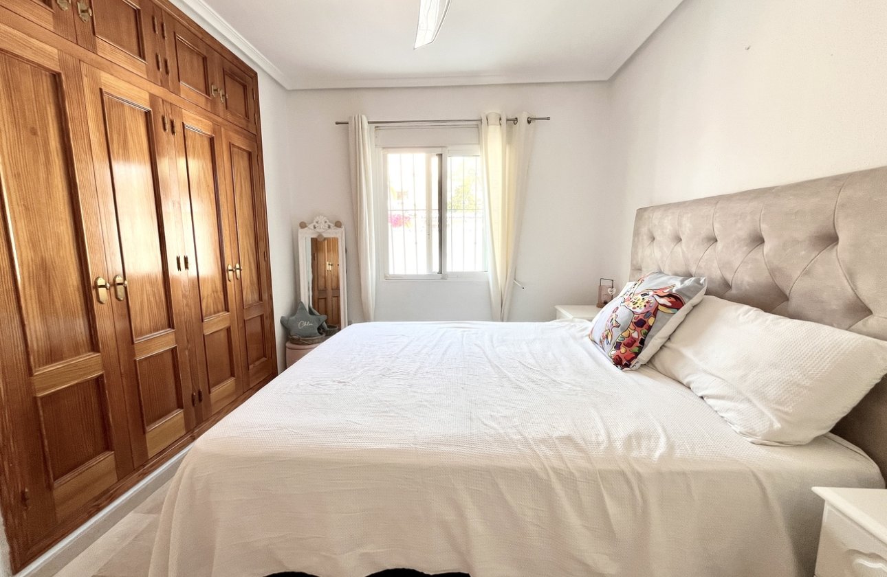 Resale - Villa - San Miguel de Salinas