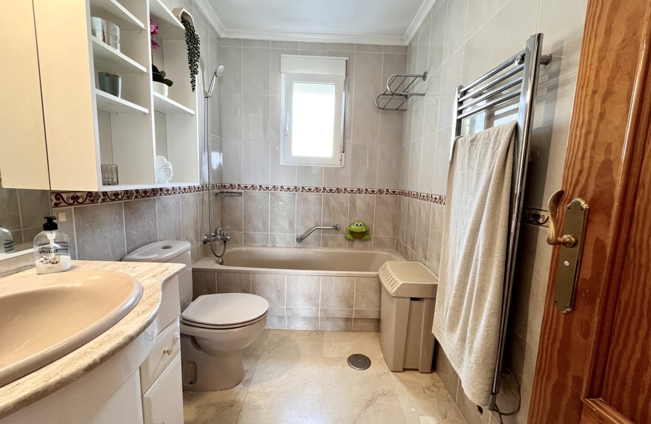 Resale - Villa - San Miguel de Salinas