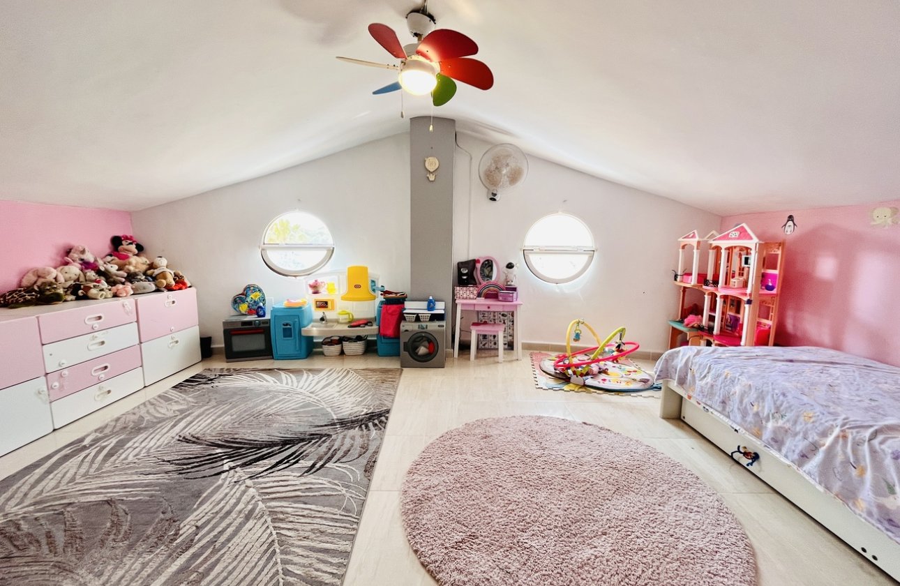 Resale - Villa - San Miguel de Salinas