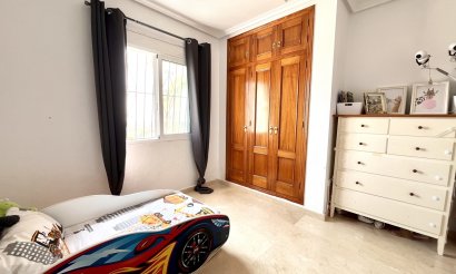 Resale - Villa - San Miguel de Salinas