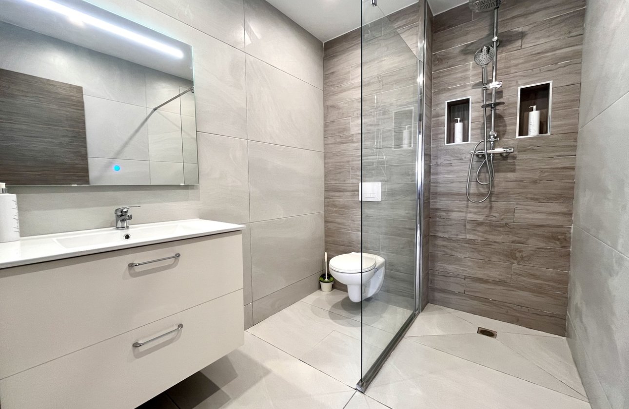 Resale - Villa - San Miguel de Salinas