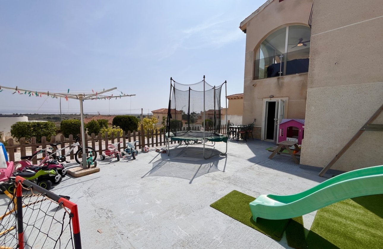 Resale - Villa - San Miguel de Salinas