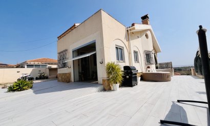 Resale - Villa - San Miguel de Salinas