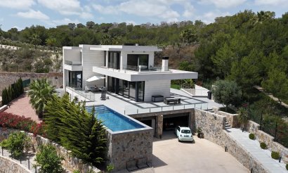 Resale - Villa - Las Colinas Golf Resort