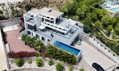 Resale - Villa - Las Colinas Golf Resort