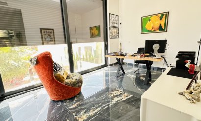 Resale - Villa - Las Colinas Golf Resort