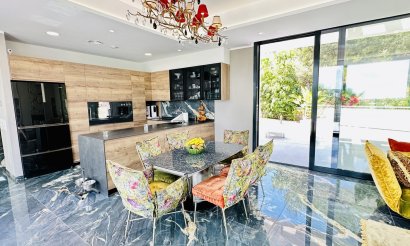 Resale - Villa - Las Colinas Golf Resort