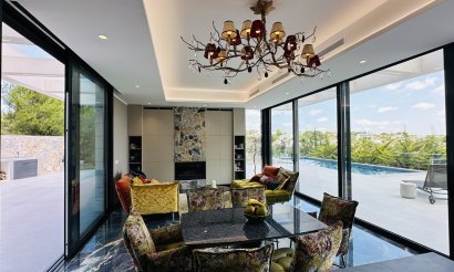 Resale - Villa - Las Colinas Golf Resort