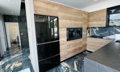 Resale - Villa - Las Colinas Golf Resort