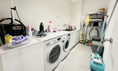 Resale - Villa - Las Colinas Golf Resort