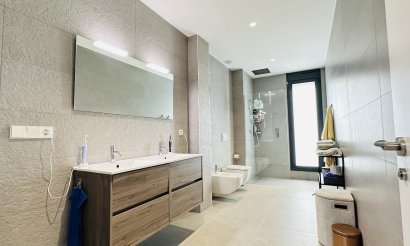 Resale - Villa - Las Colinas Golf Resort