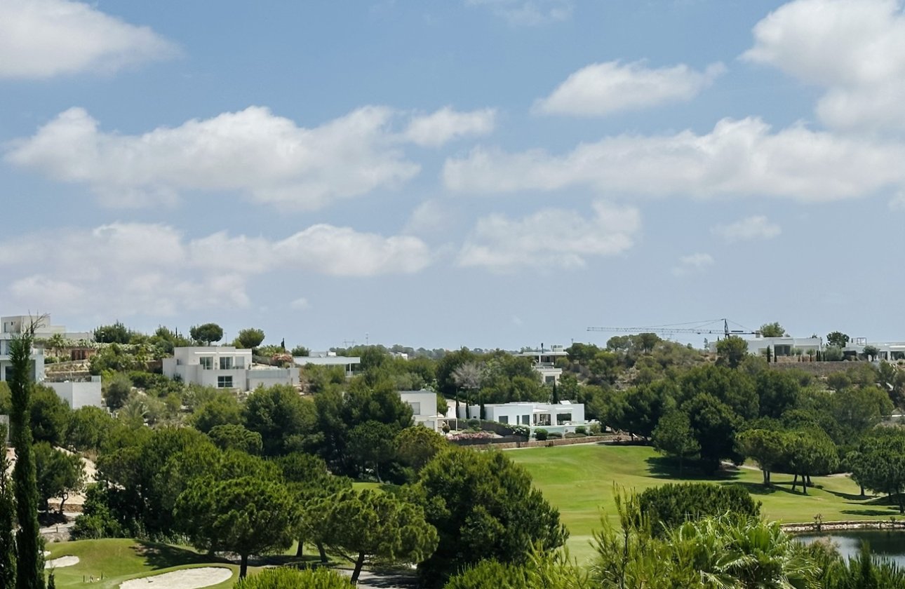 Resale - Villa - Las Colinas Golf Resort