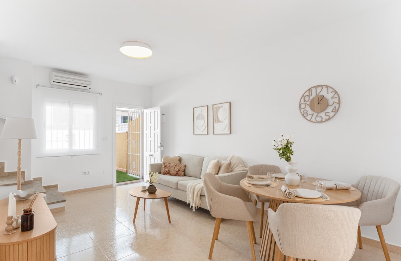Resale - Townhouse - Orihuela Costa - Villamartin