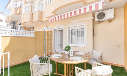 Resale - Townhouse - Orihuela Costa - Villamartin