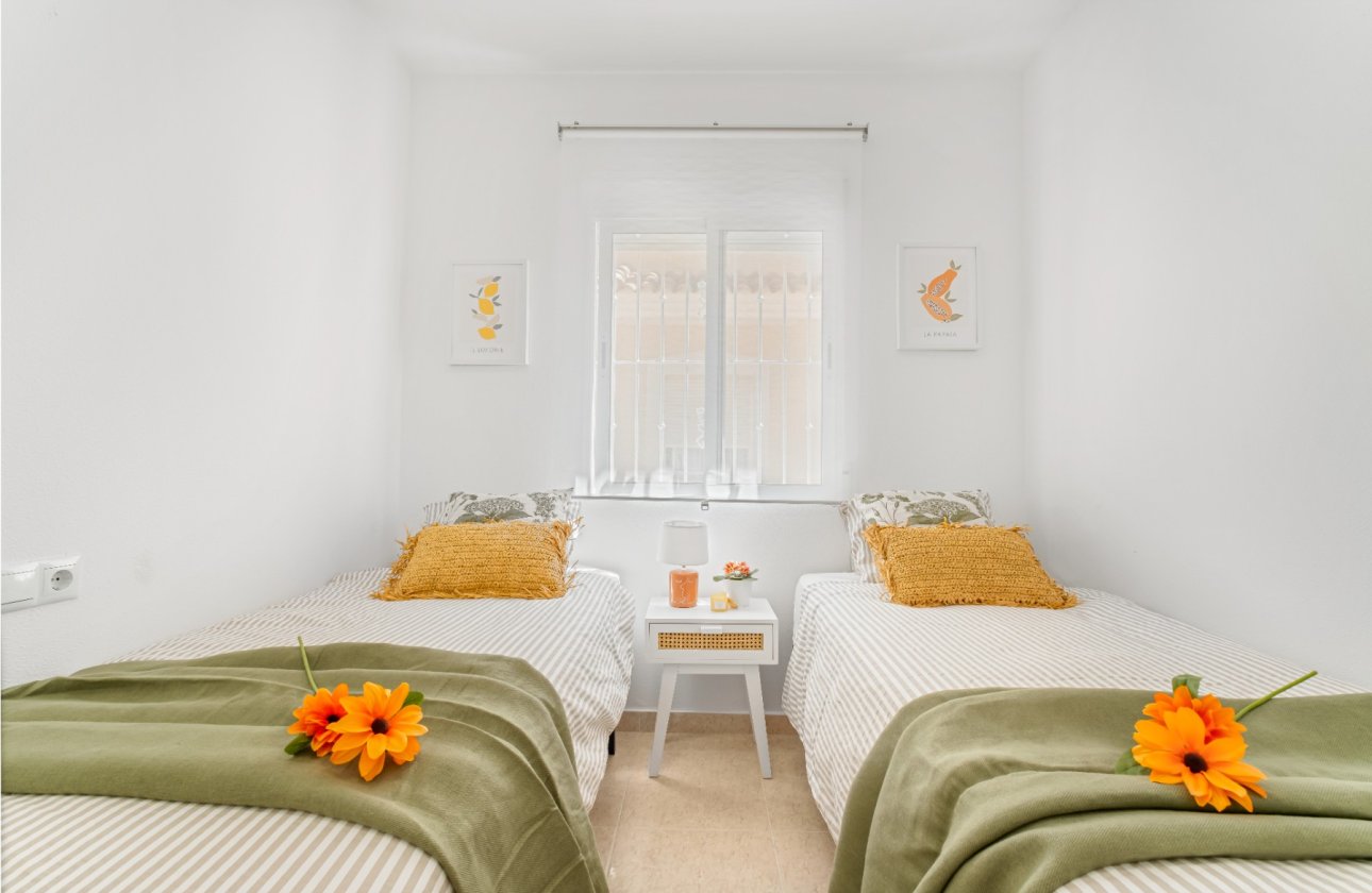 Resale - Townhouse - Orihuela Costa - Villamartin