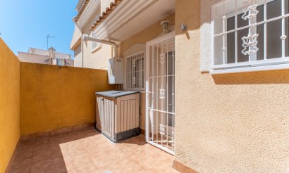 Resale - Townhouse - Orihuela Costa - Villamartin