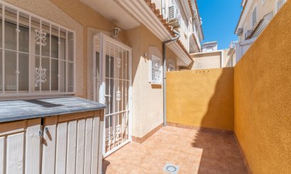 Resale - Townhouse - Orihuela Costa - Villamartin