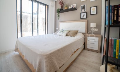Resale - Villa - Orihuela Costa - La Zenia