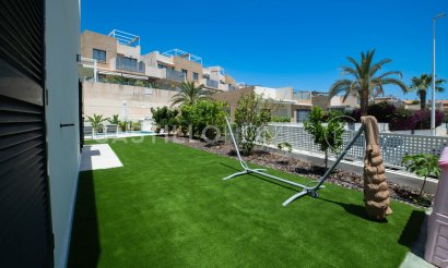 Resale - Villa - Orihuela Costa - La Zenia