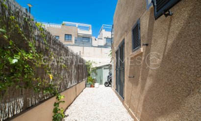 Resale - Villa - Orihuela Costa - La Zenia