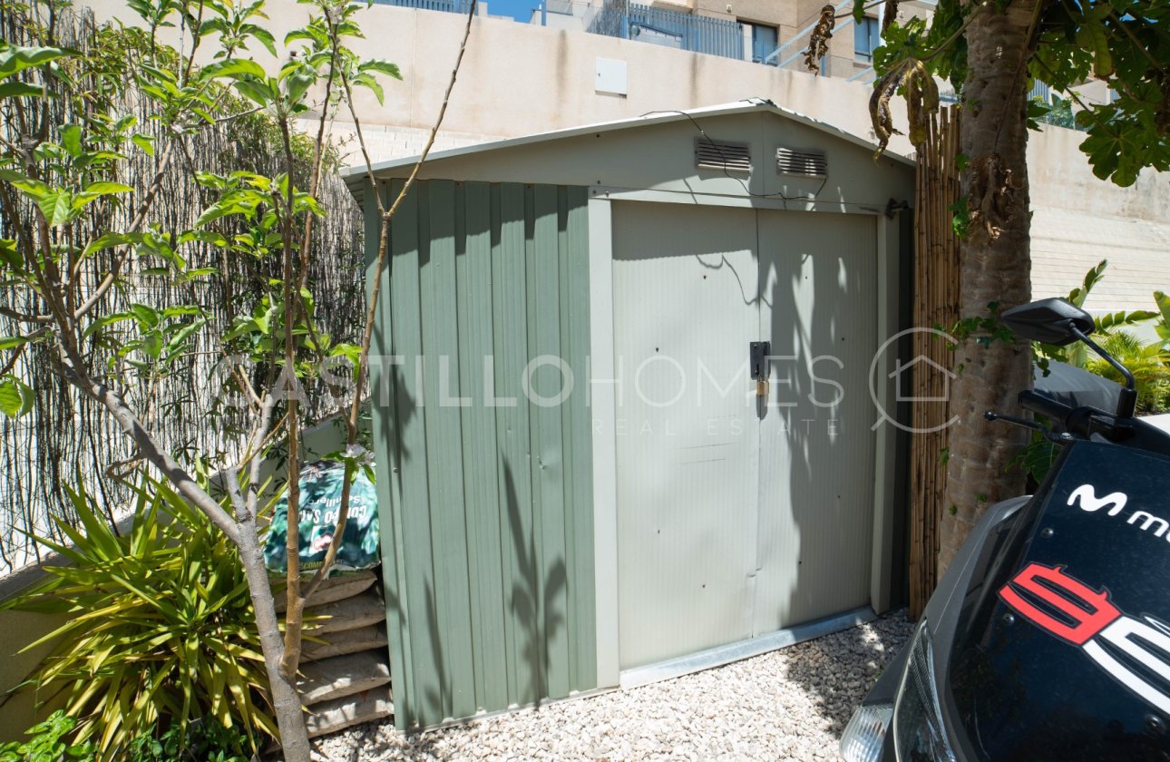 Resale - Villa - Orihuela Costa - La Zenia