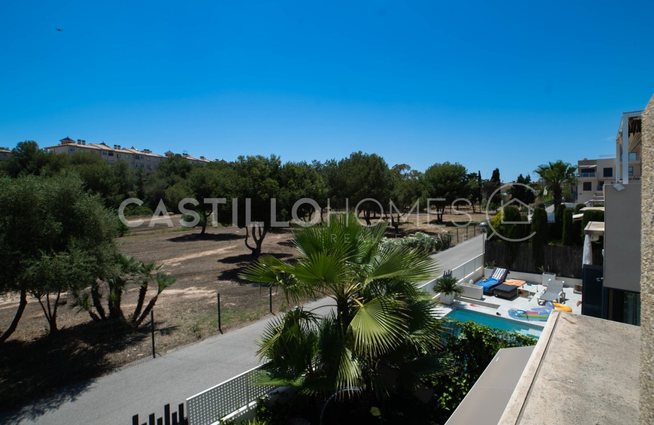 Resale - Villa - Orihuela Costa - La Zenia