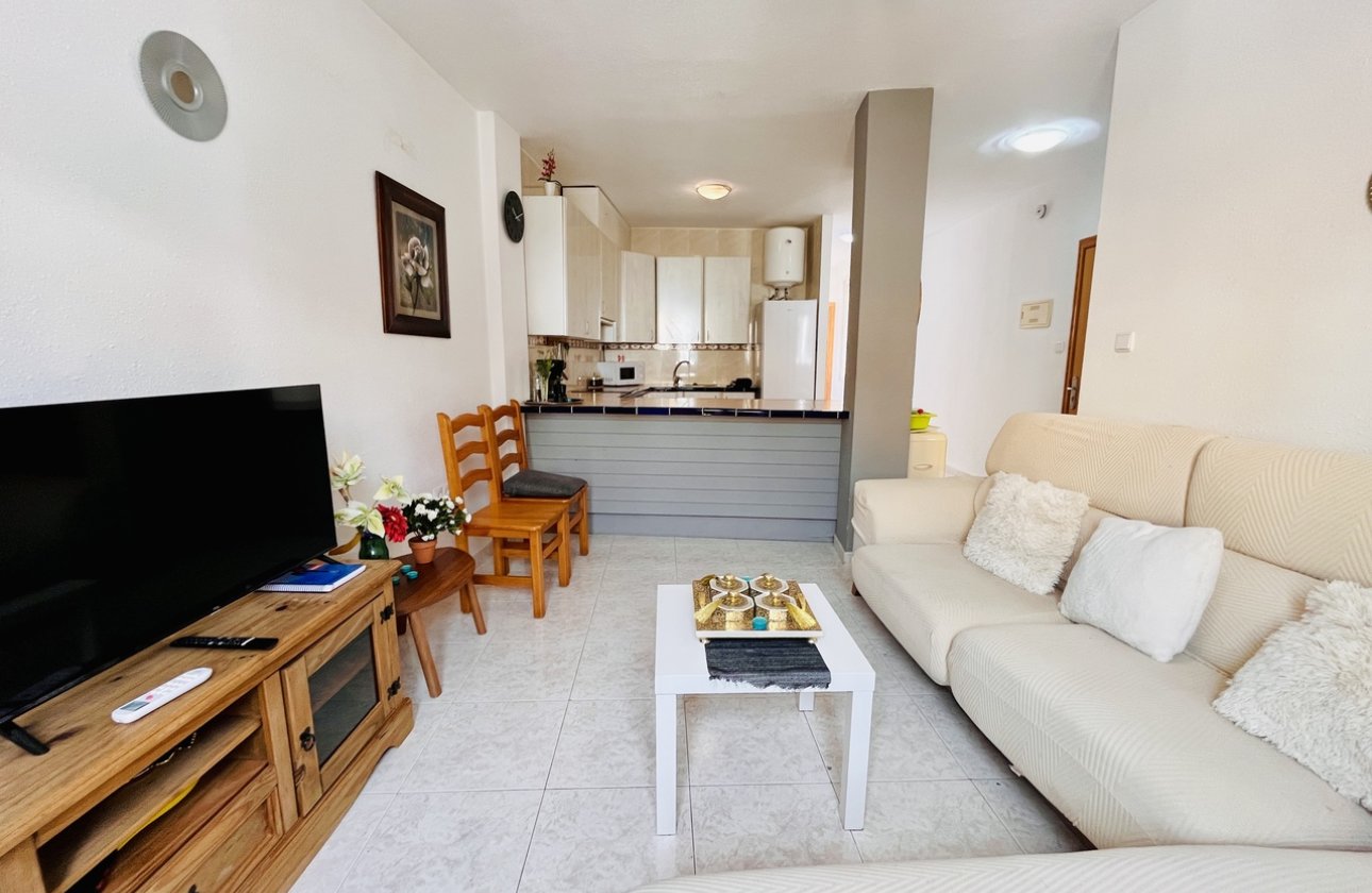 Resale - Apartment / flat - San Miguel de Salinas