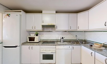 Resale - Apartment / flat - Orihuela Costa - Campoamor