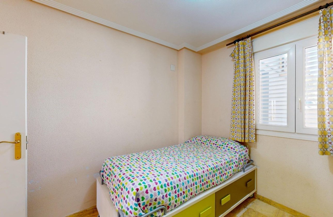 Resale - Apartment / flat - Orihuela Costa - Campoamor