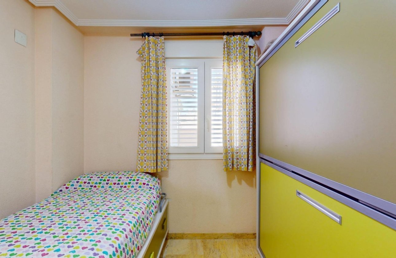 Resale - Apartment / flat - Orihuela Costa - Campoamor