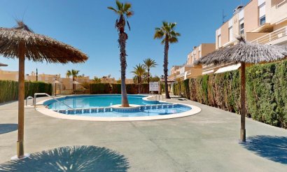 Resale - Apartment / flat - Orihuela Costa - Campoamor