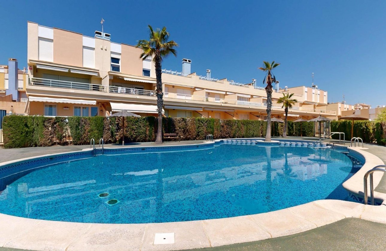 Resale - Apartment / flat - Orihuela Costa - Campoamor