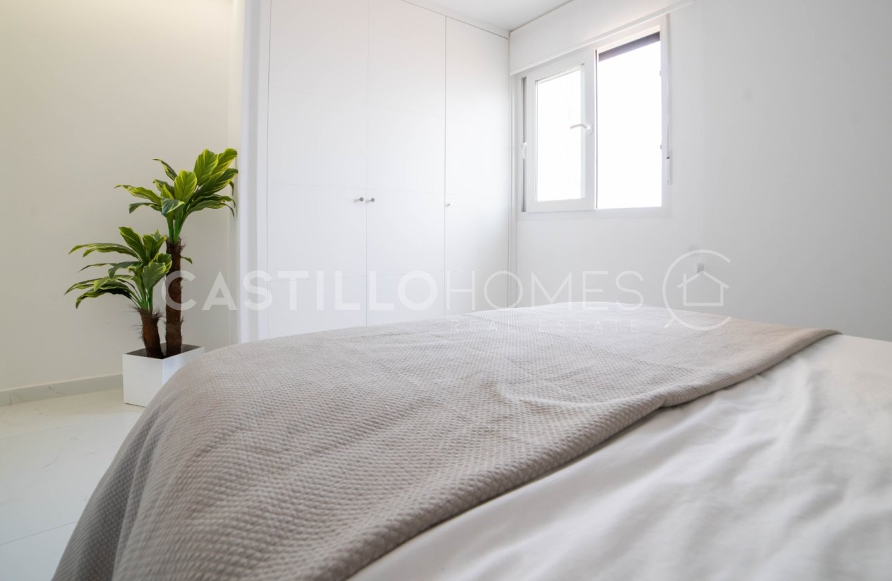 Resale - Apartment / flat - Torrevieja - Playa del Cura